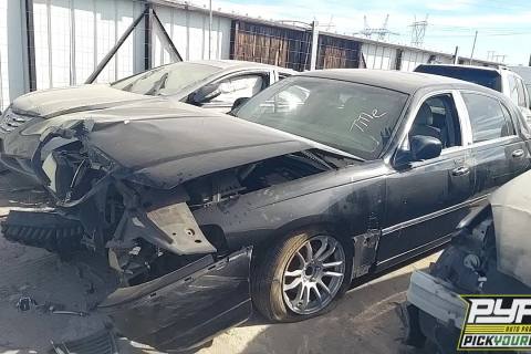 Photo of 2006 Lincoln Town Car