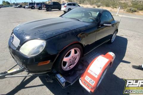 Photo of 2001 Mercedes-Benz Slk320
