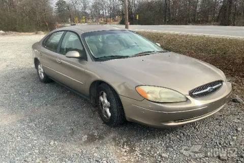 Photo of 2002 Ford Taurus