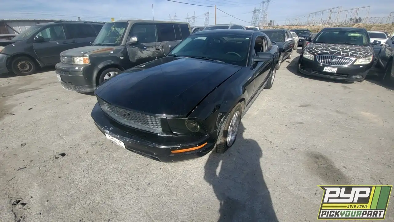 Photo of 2005 Ford Mustang
