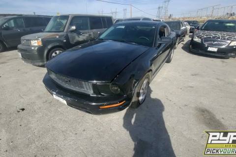 Photo of 2005 Ford Mustang