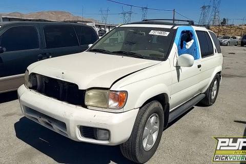 Photo of 2001 Nissan Pathfinder