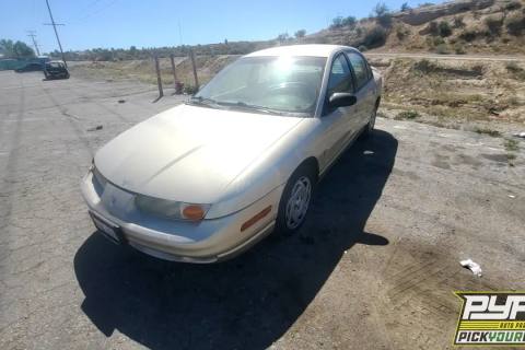 Photo of 2000 Saturn Sl2