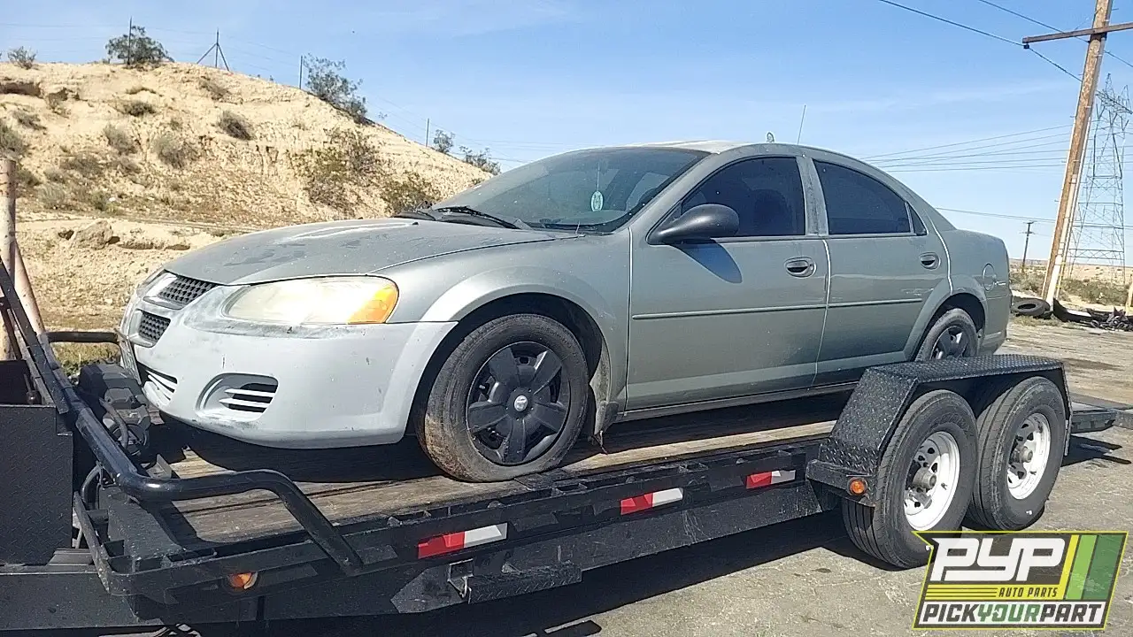 Photo of 2004 Dodge Stratus