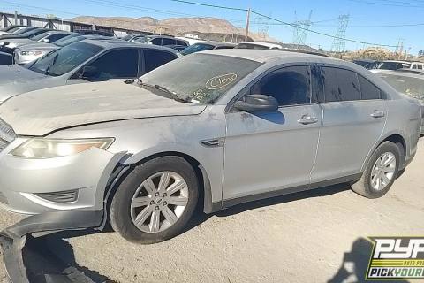 Photo of 2011 Ford Taurus