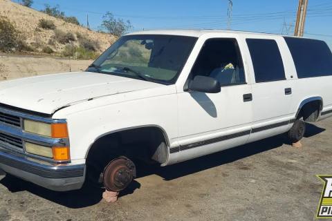 Photo of 1999 Chevrolet C1500 Suburban