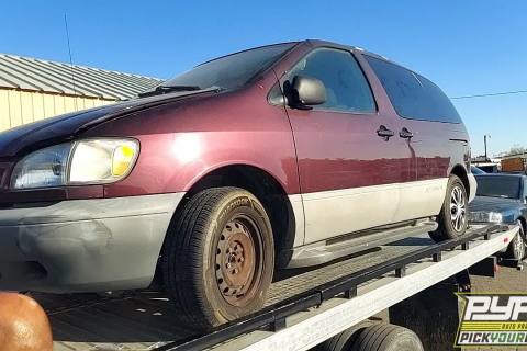 Photo of 2000 Toyota Sienna