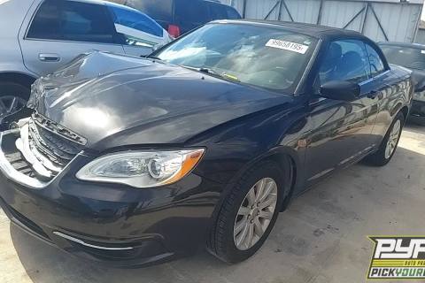 Photo of 2013 Chrysler 200