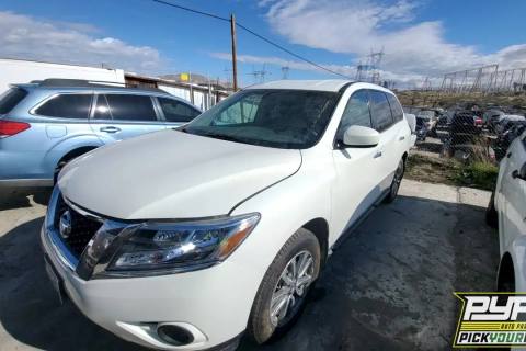 Photo of 2013 Nissan Pathfinder