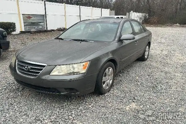 Photo of 2010 Hyundai Sonata
