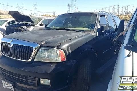 Photo of 2005 Lincoln Navigator