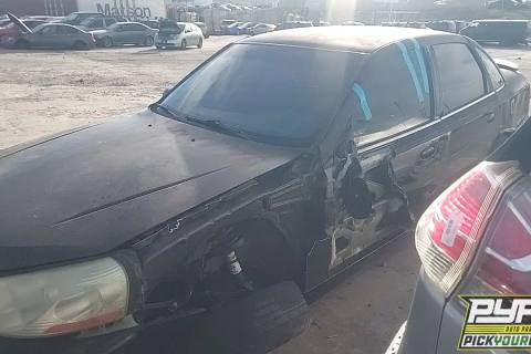 Photo of 2003 Saturn L200