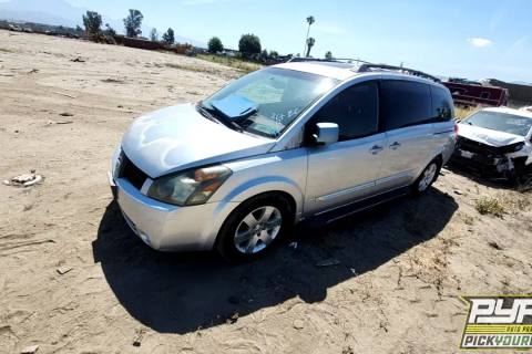 Photo of 2005 Nissan Quest