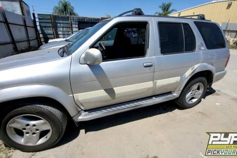 Photo of 2003 Infiniti Qx4