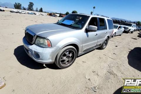 Photo of 2003 Lincoln Navigator
