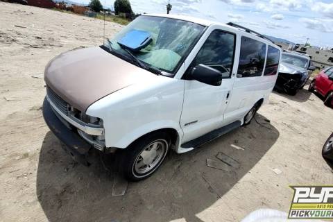 Photo of 2002 Gmc Safari