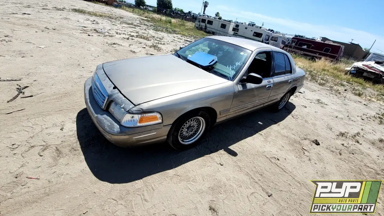 Photo of 2002 Ford Crown Victoria