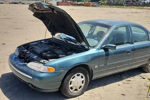 Photo of 1995 Ford Contour