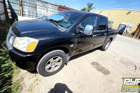 Photo of 2004 Nissan Titan