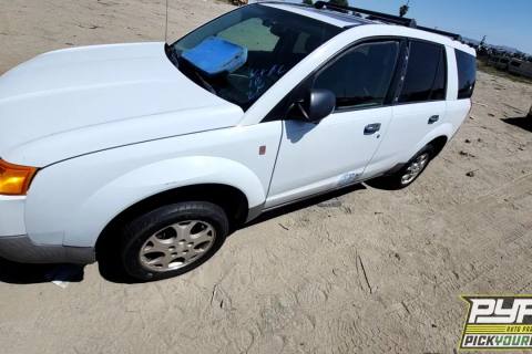 Photo of 2004 Saturn Vue