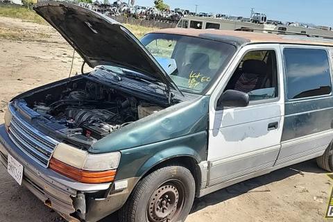 Photo of 1992 Plymouth Grand Voyager