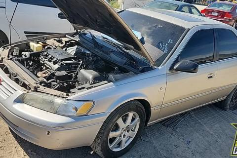 Photo of 1999 Toyota Camry