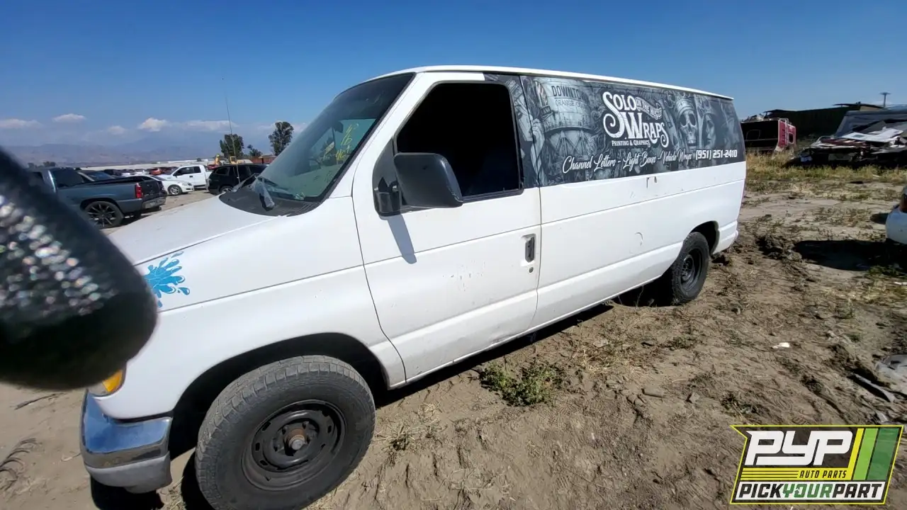 Photo of 2000 Ford E-150 Econoline