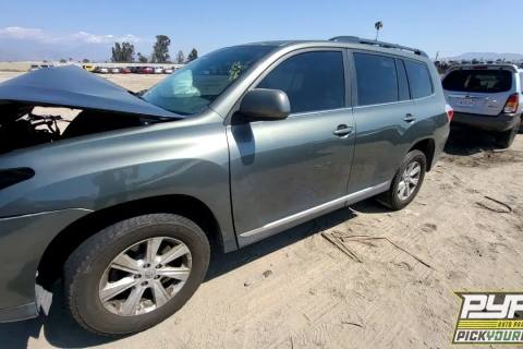 Photo of 2013 Toyota Highlander