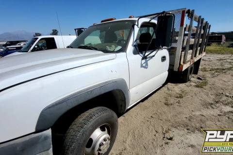 Photo of 2004 Chevrolet Silverado 3500