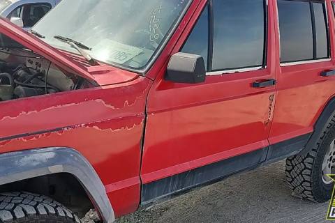 Photo of 1996 Jeep Cherokee