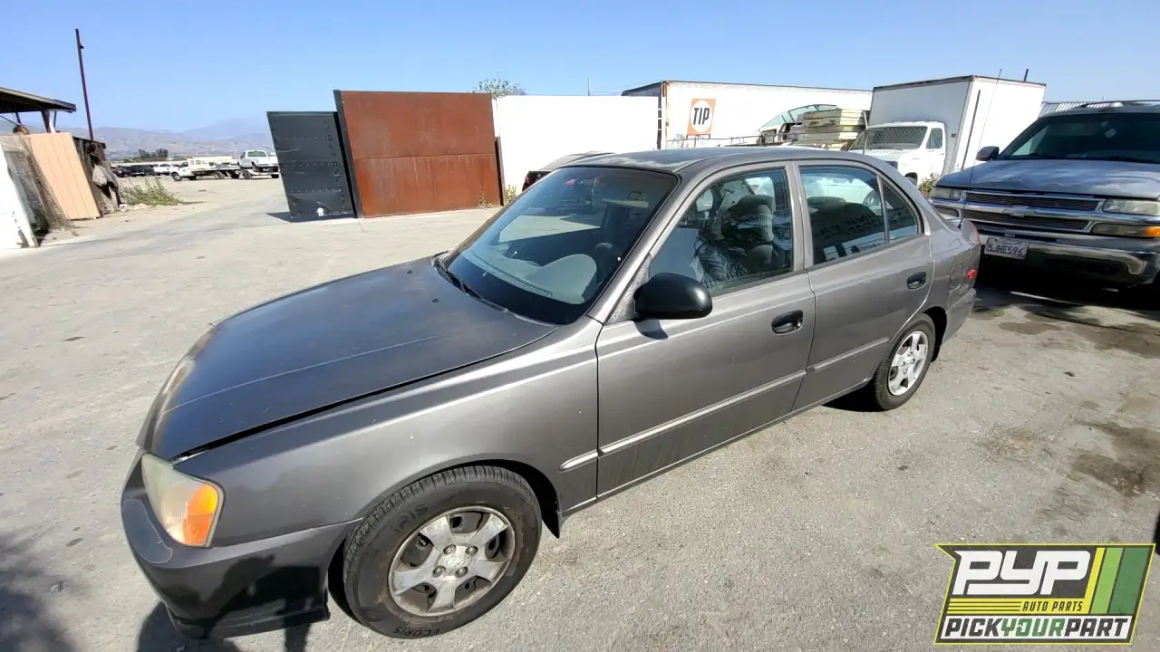 Photo of 2001 Hyundai Accent
