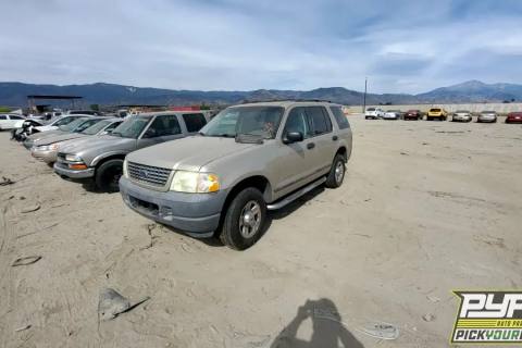 Photo of 2004 Ford Explorer