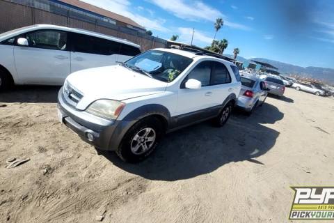 Photo of 2004 Kia Sorento