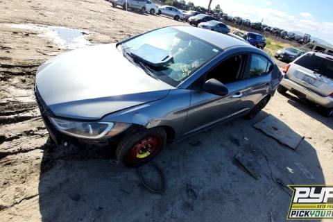 Photo of 2018 Hyundai Elantra