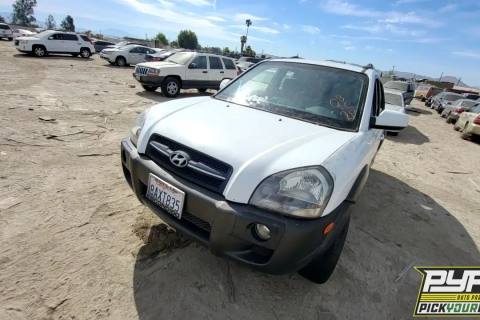 Photo of 2005 Hyundai Tucson