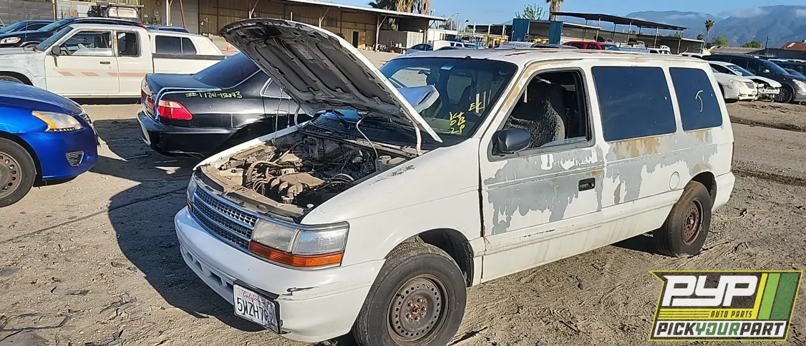 Photo of 1994 Plymouth Voyager