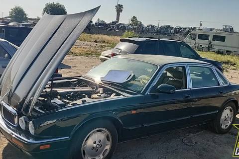 Photo of 1997 Jaguar Xj6