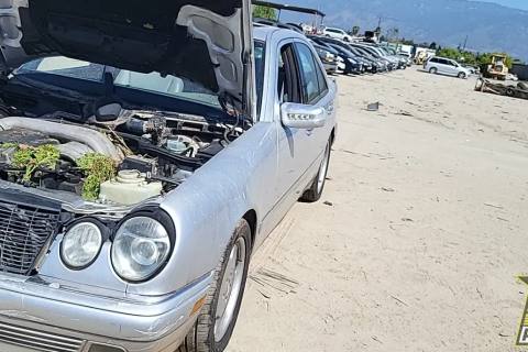 Photo of 1996 Mercedes-Benz E300