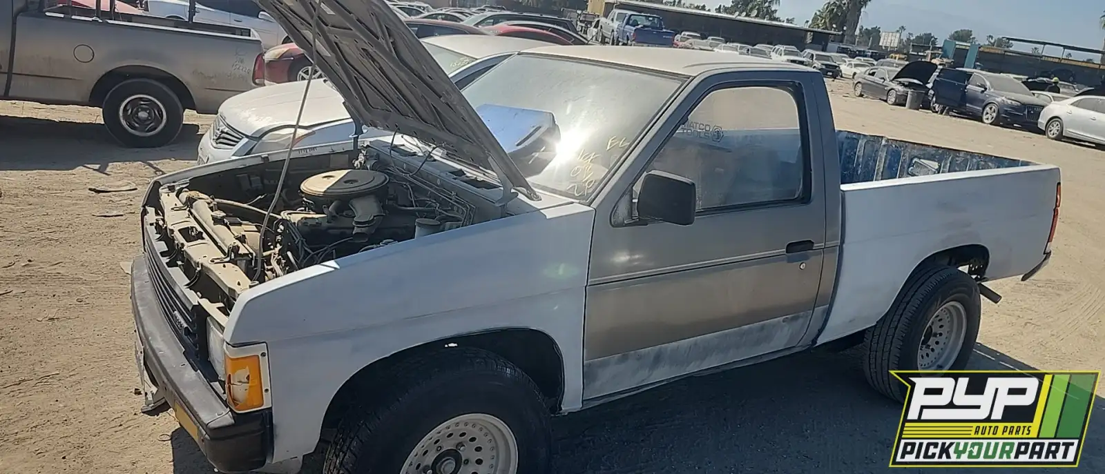 Photo of 1986 Nissan Truck