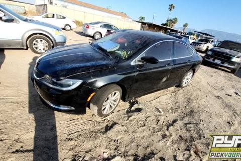 Photo of 2015 Chrysler 200