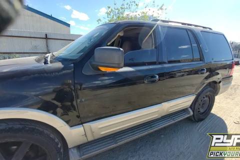 Photo of 2005 Ford Expedition