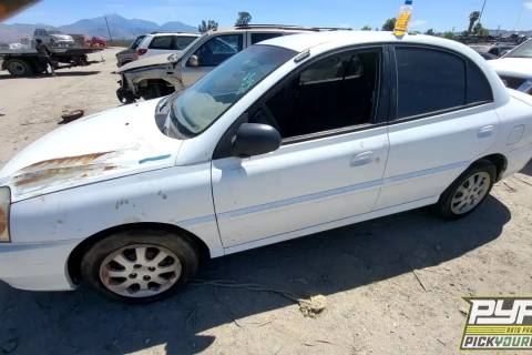 Photo of 2004 Kia Rio