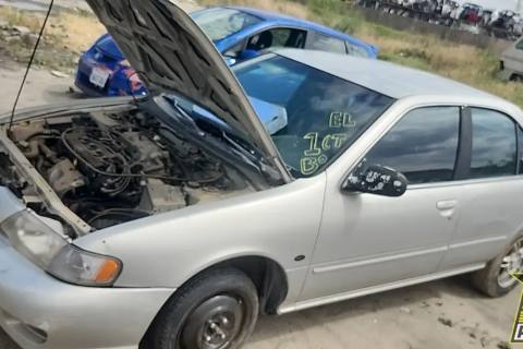 Photo of 1999 Nissan Sentra