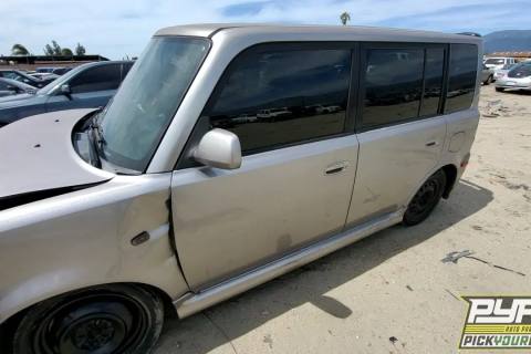 Photo of 2005 Scion Xb