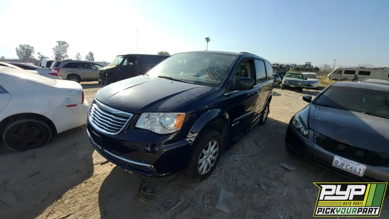 Photo of 2015 Chrysler Town & Country