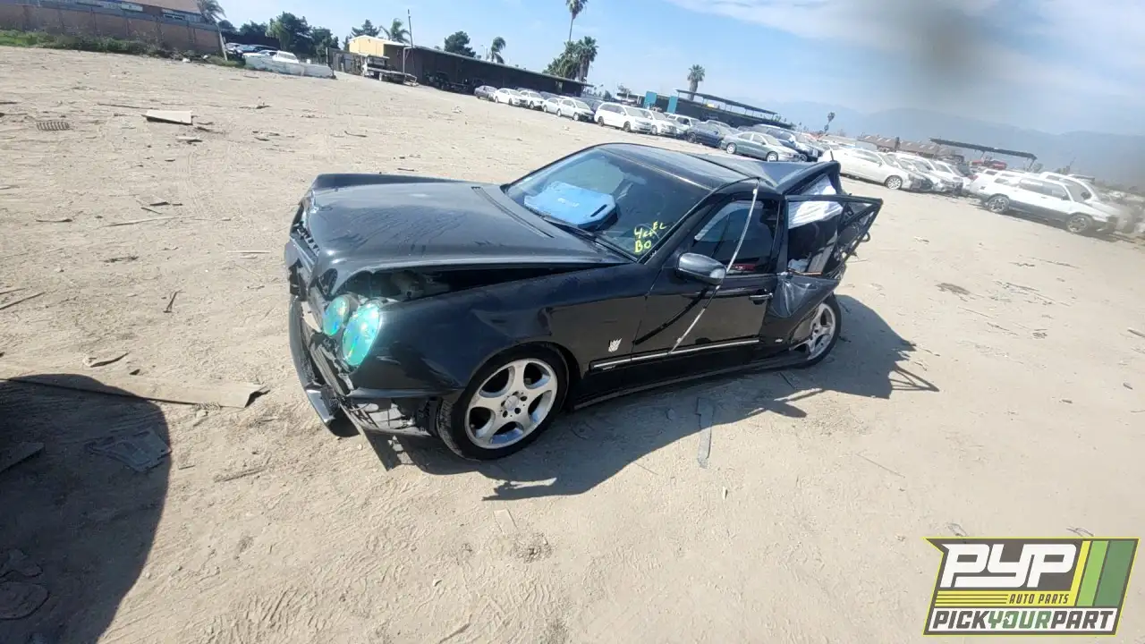 Photo of 2001 Mercedes-Benz E320