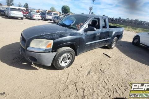 Photo of 2007 Mitsubishi Raider