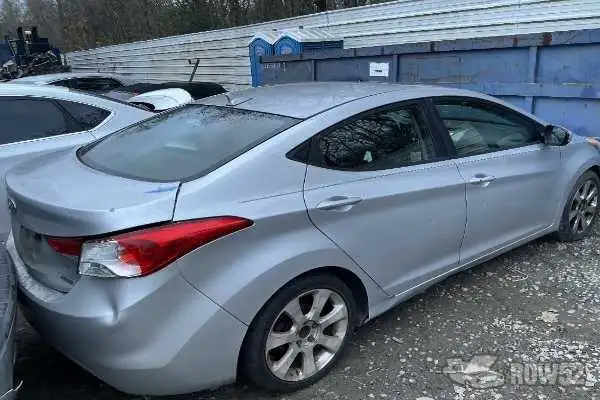 Photo of 2012 Hyundai Elantra