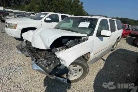 Photo of 2005 Chevrolet Suburban