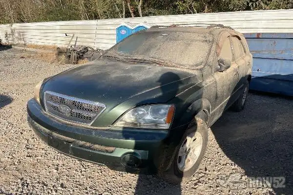 Photo of 2003 Kia Sorento
